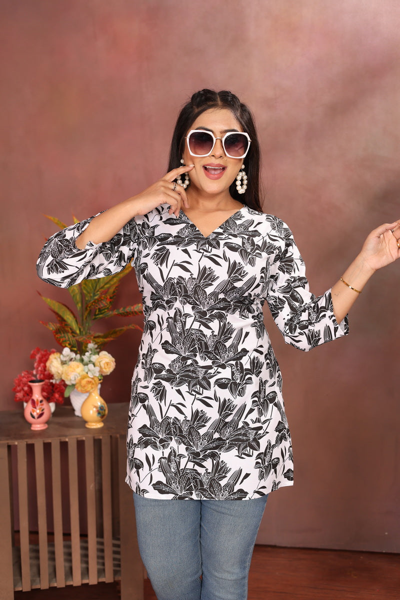 Women's Black & White Floral Print Short Kurti Secondary image
